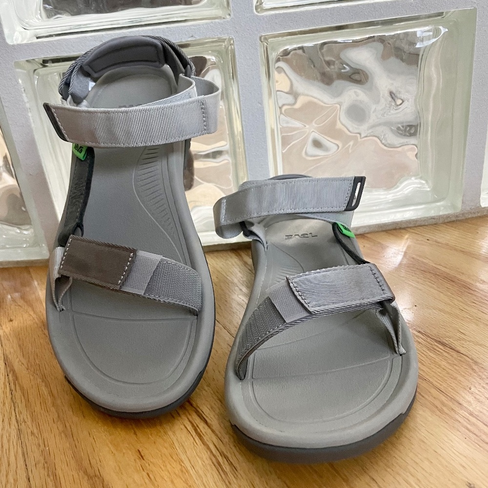 New, never worn, men’s gray Teva’s, size 9